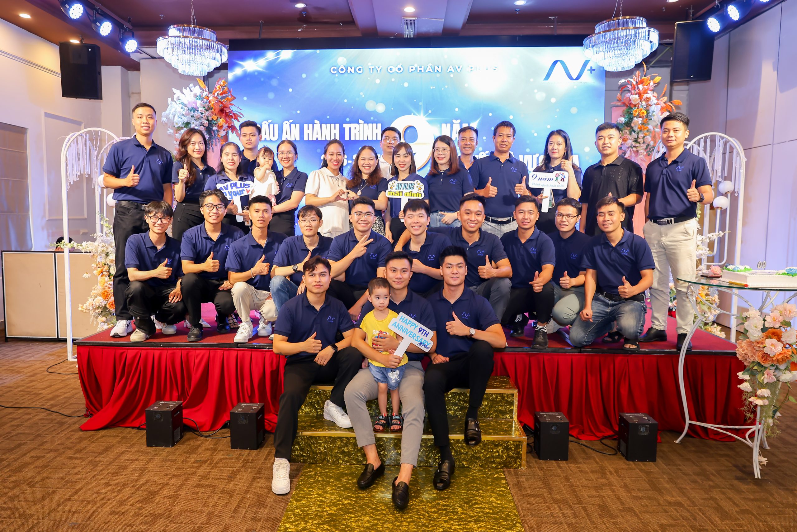 Tập thể AV PLUS